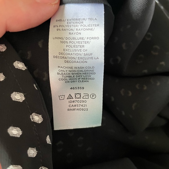 LOFT Dotted Tie Back Flutter Top Black White L Large - Picture 6 of 6